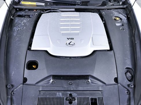 Used 2015 Lexus LS 460 w/ F Sport Package image 34