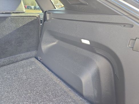 Used 2024 Volkswagen Atlas Cross Sport SEL Premium R-Line image 15