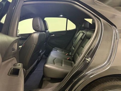 Certified 2022 Chevrolet Equinox RS w/ RS Leather Package image 23