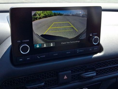 Certified 2023 Honda HR-V LX image 17