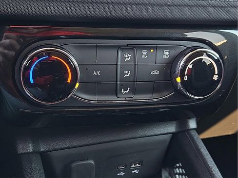 Used 2024 Chevrolet TrailBlazer LT image 14