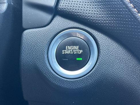 Used 2019 Chevrolet Equinox Premier FWD image 31