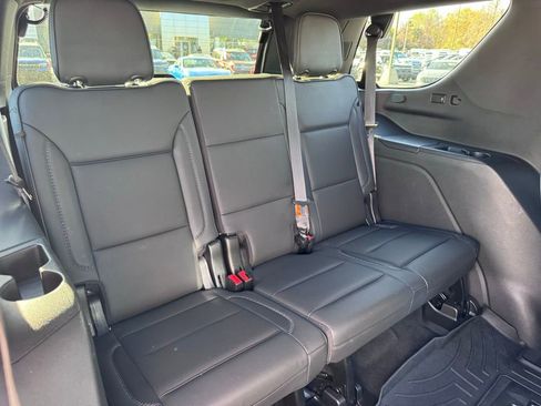 Used 2021 GMC Yukon Denali w/ Denali Ultimate Package image 24