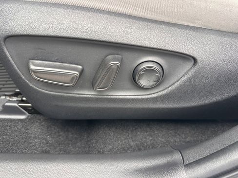 Used 2025 Toyota RAV4 XLE image 15