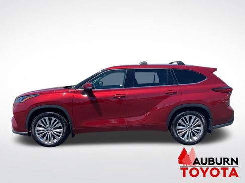 Used 2022 Toyota Highlander Platinum AWD/4WD image 4