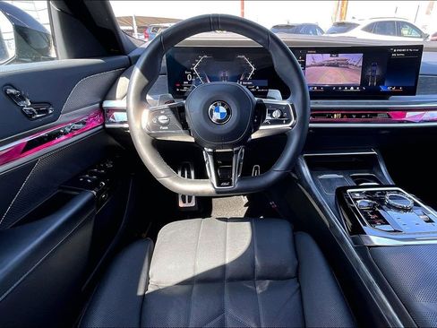 Used 2024 BMW 740i RWD image 8