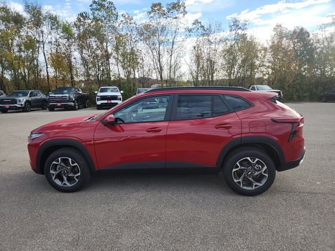 New 2026 Chevrolet Trax LT image 5