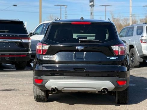 Used 2017 Ford Escape Titanium image 37