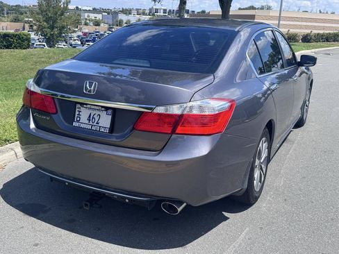 Used 2015 Honda Accord LX image 32
