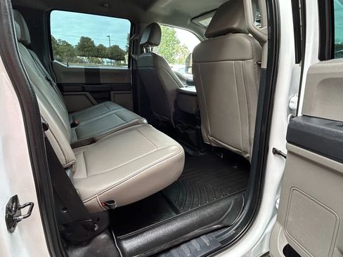 Used 2022 Ford F350 XL w/ Power Equipment Group image 16