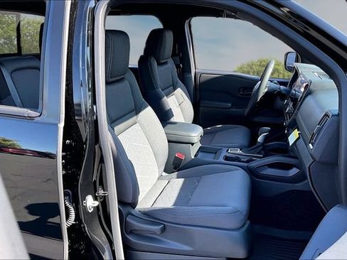 New 2026 Nissan Frontier SV w/ All-Weather Content Package AWD/4WD image 11