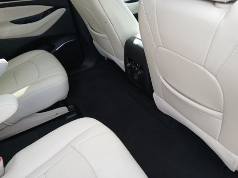 Used 2023 Buick Enclave Essence FWD image 57