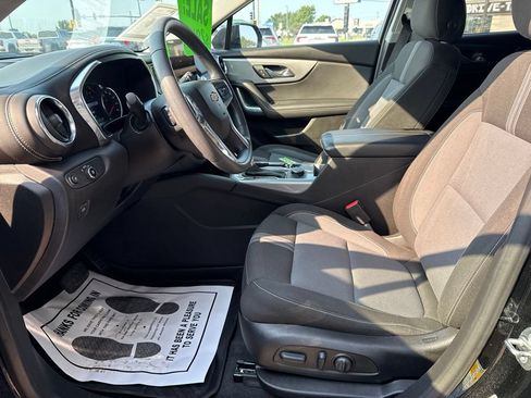Used 2023 Chevrolet Blazer LT AWD/4WD image 18
