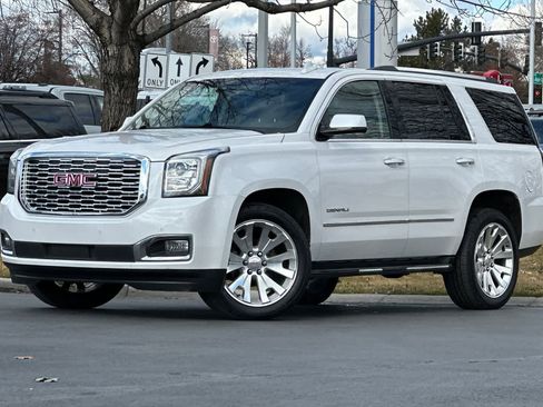Used 2020 GMC Yukon Denali w/ Open Road Package image 1