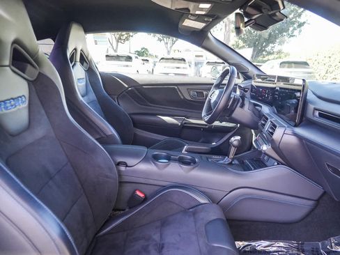 Used 2024 Ford Mustang Dark Horse RWD image 16