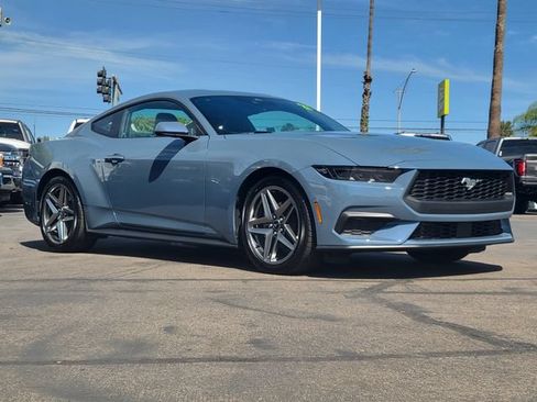 Used 2026 Ford Mustang Coupe RWD image 28
