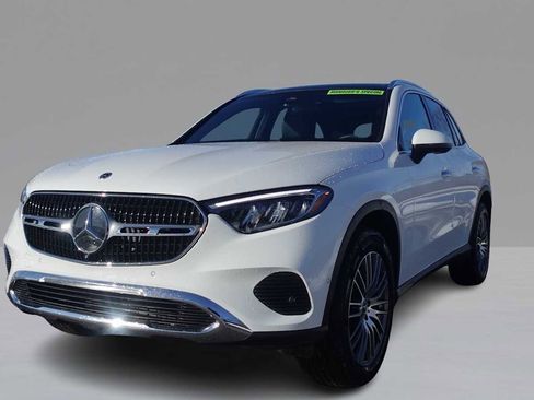 Used 2026 Mercedes-Benz GLC 300 GLC 300 image 1