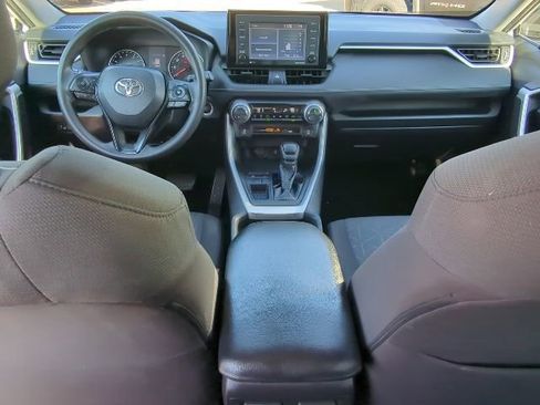 Used 2020 Toyota RAV4 XLE image 15