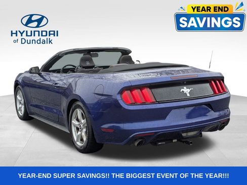 Used 2016 Ford Mustang Convertible image 8