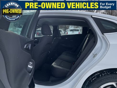 Used 2022 Chevrolet Malibu LT image 27