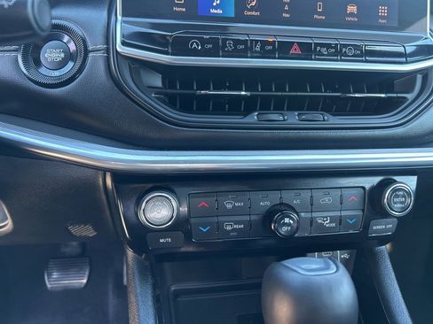 Used 2024 Jeep Compass Limited w/ Driver Assist Group I image 23