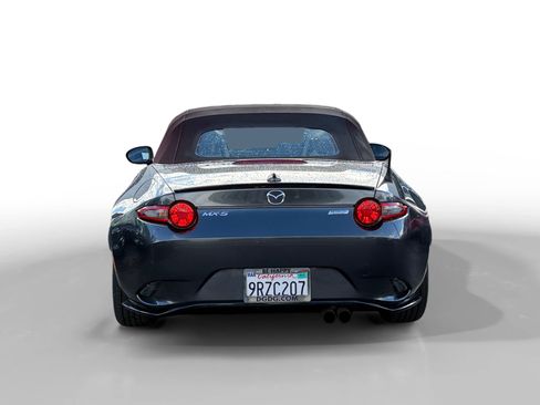Used 2018 MAZDA MX-5 Miata Club w/ Brembo/BBS Recaro Package RWD image 4