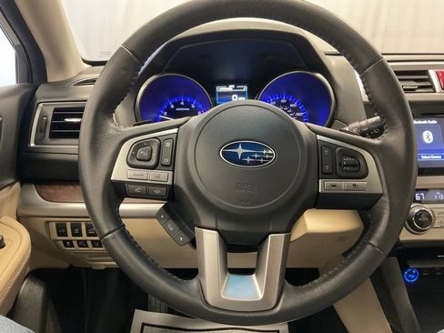 Used 2016 Subaru Outback 2.5i Limited AWD/4WD image 15