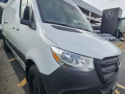 New 2025 Mercedes-Benz Sprinter 2500 image 6