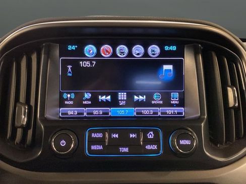 Used 2018 Chevrolet Colorado Z71 image 17