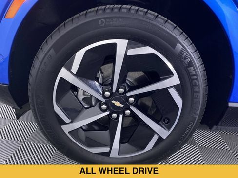 Certified 2024 Chevrolet Equinox EV LT w/ Active Safety Package 3 AWD/4WD image 14