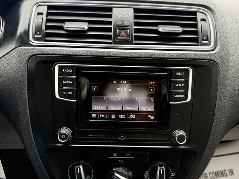 Used 2017 Volkswagen Jetta S FWD image 16