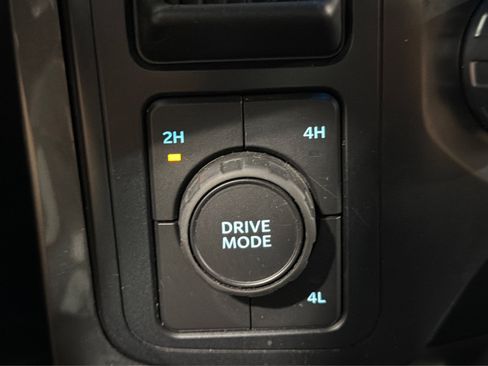 Used 2022 Ford F150 XLT w/ Equipment Group 301A Mid AWD/4WD image 31