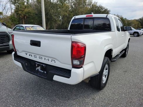 Used 2021 Toyota Tacoma SR image 10