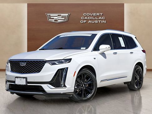 Used 2022 Cadillac XT6 Premium Luxury FWD image 1