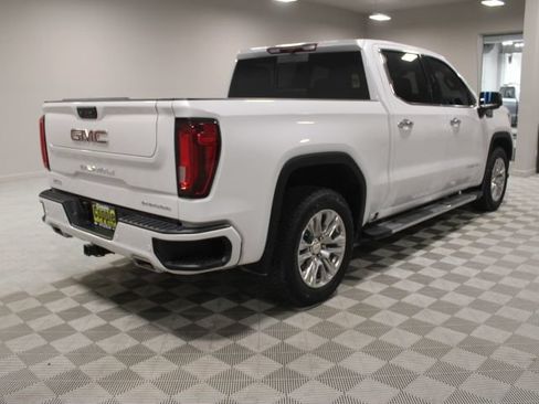 Used 2025 GMC Sierra 1500 Denali AWD/4WD image 12