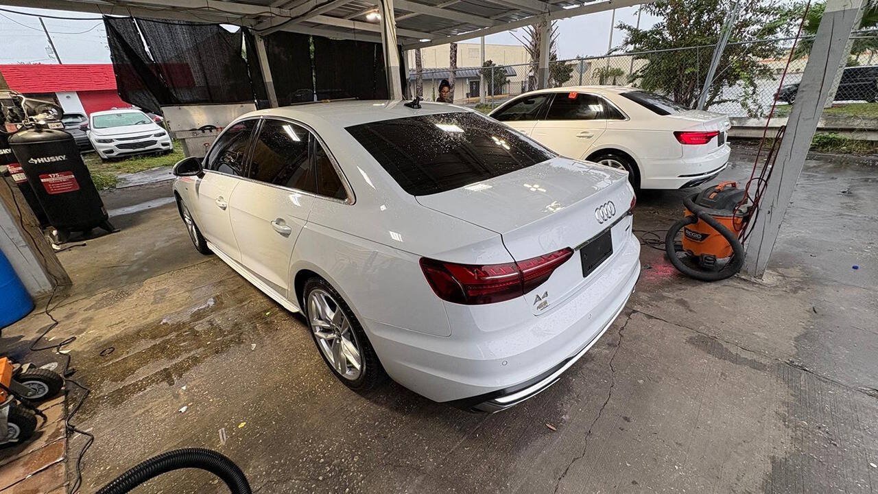 Used 2022 Audi A4 2.0T Premium Plus AWD/4WD image 5