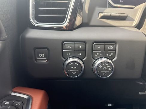 New 2026 GMC Sierra 2500 Denali Ultimate image 33