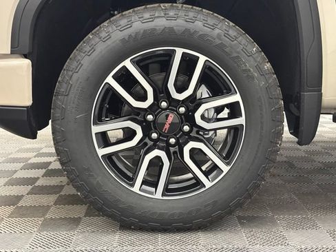 New 2026 GMC Sierra 1500 AT4 w/ AT4 Premium Package AWD/4WD image 16