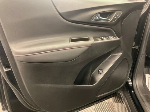 Used 2023 Chevrolet Equinox RS AWD/4WD image 9