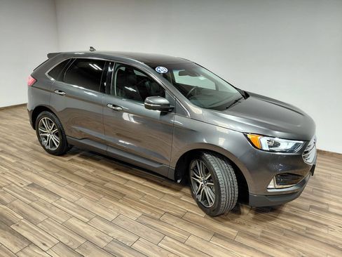 Certified 2020 Ford Edge Titanium AWD/4WD image 19