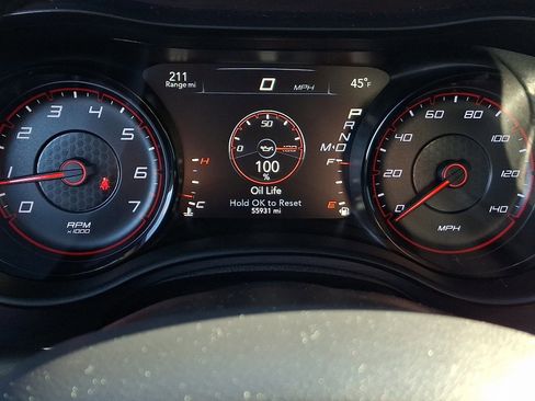 Used 2018 Dodge Charger SXT Plus w/ Blacktop Package image 19