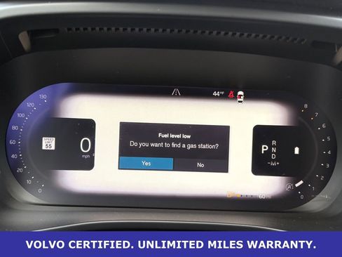 Certified 2023 Volvo XC40 B5 Ultimate w/ Protection Package Premier image 17