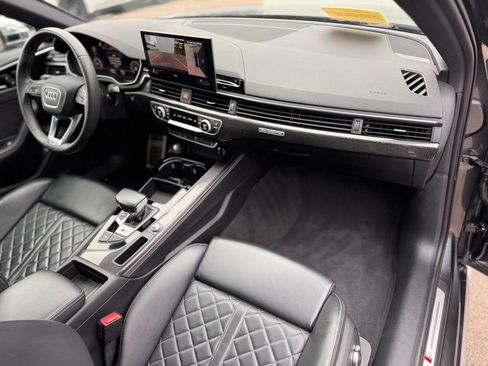 Used 2023 Audi S4 Premium Plus w/ Premium Plus Package AWD/4WD image 23