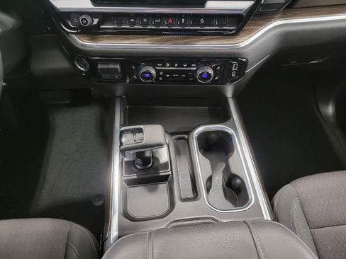 Used 2023 Chevrolet Silverado 1500 RST image 16