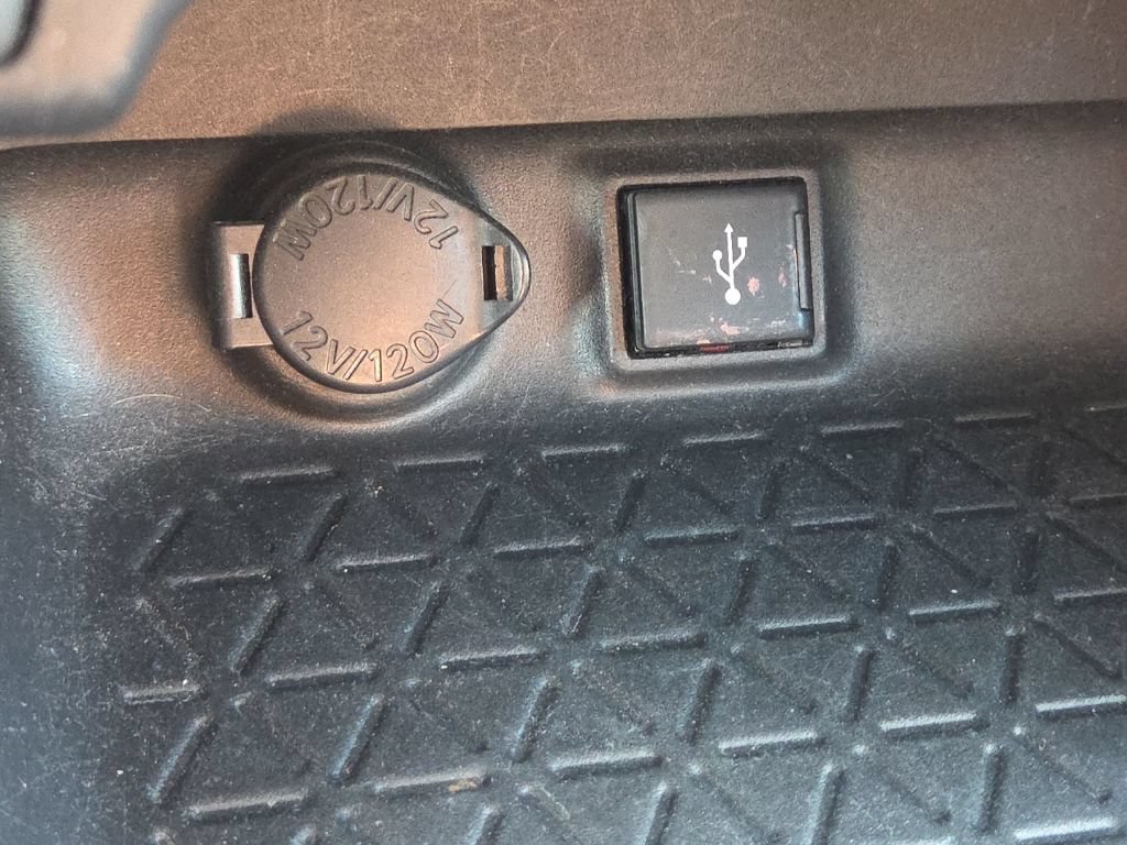 Used 2021 Toyota RAV4 LE w/ Carpet Mat Package (TMS) FWD image 15