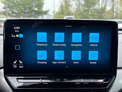 Used 2023 Volkswagen ID.4 Pro S AWD/4WD image 18