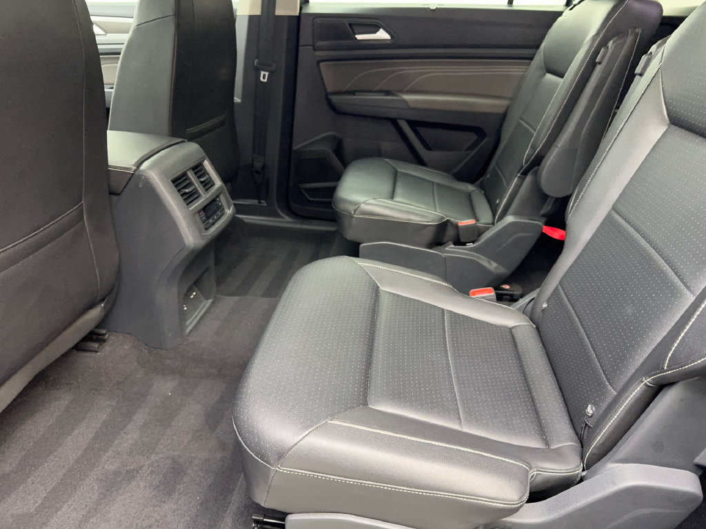 Used 2023 Volkswagen Atlas SE w/ Panoramic Sunroof Package FWD image 35
