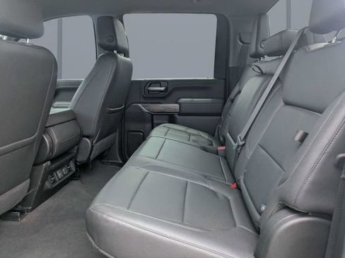 Used 2022 Chevrolet Silverado 2500 LTZ AWD/4WD image 13