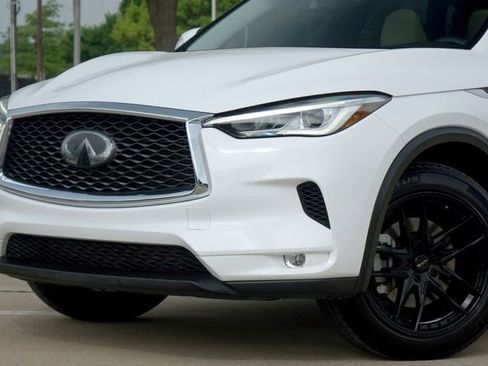 Used 2021 INFINITI QX50 Luxe FWD image 16