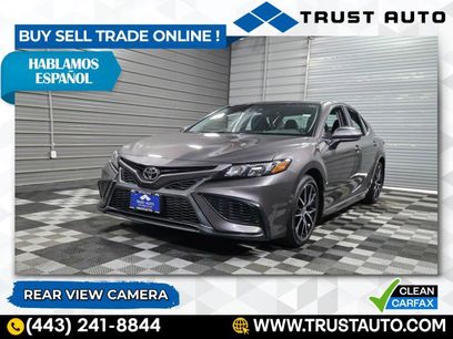 Used 2021 Toyota Camry SE w/ Carpet Mat Package (TMS)